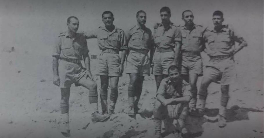 من اليمين عدنان خير الله ، غسان شاكر ، هيثم محمد علي ، سوادي عامر ، شوكت احمد عطا ،عبد الرحمن العزاوي عام 1955 - الموصل