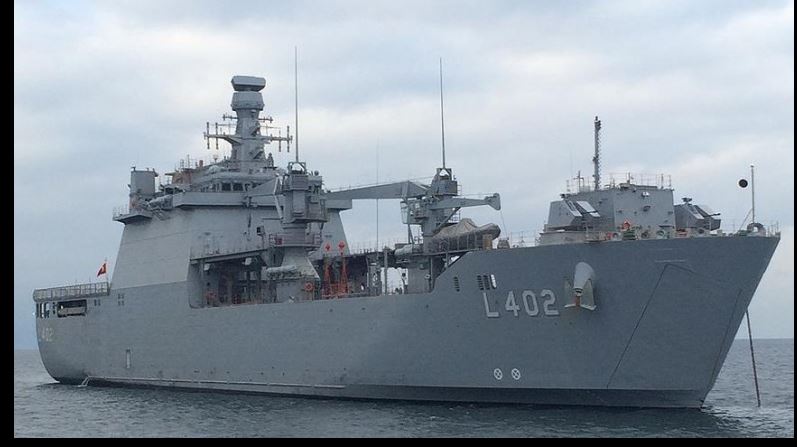 الدفاع التركية تتسلم أول سفينة برمائية مصنعة محليًا